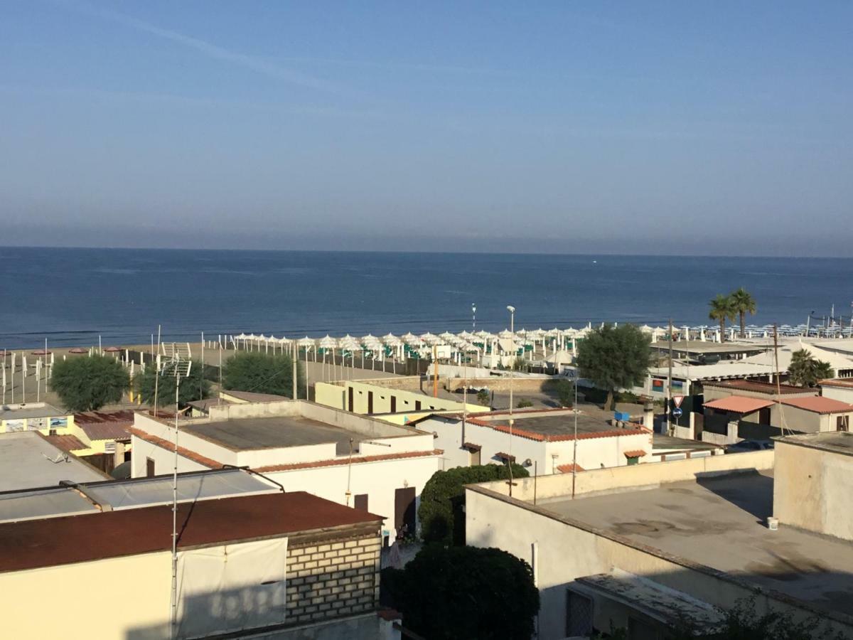 Beach House Apartman Passoscuro Kültér fotó
