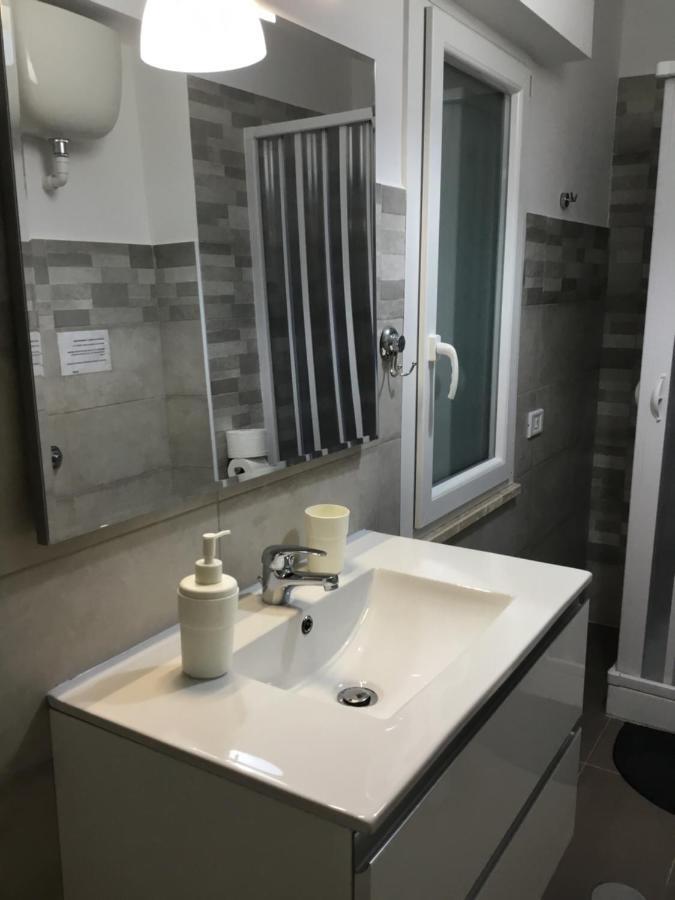 Beach House Apartman Passoscuro Kültér fotó